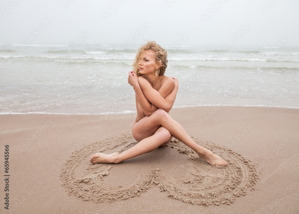 nude beaches nude women
