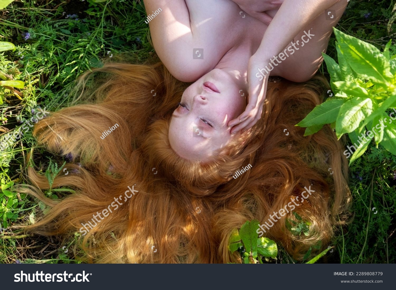 nude sexy red head