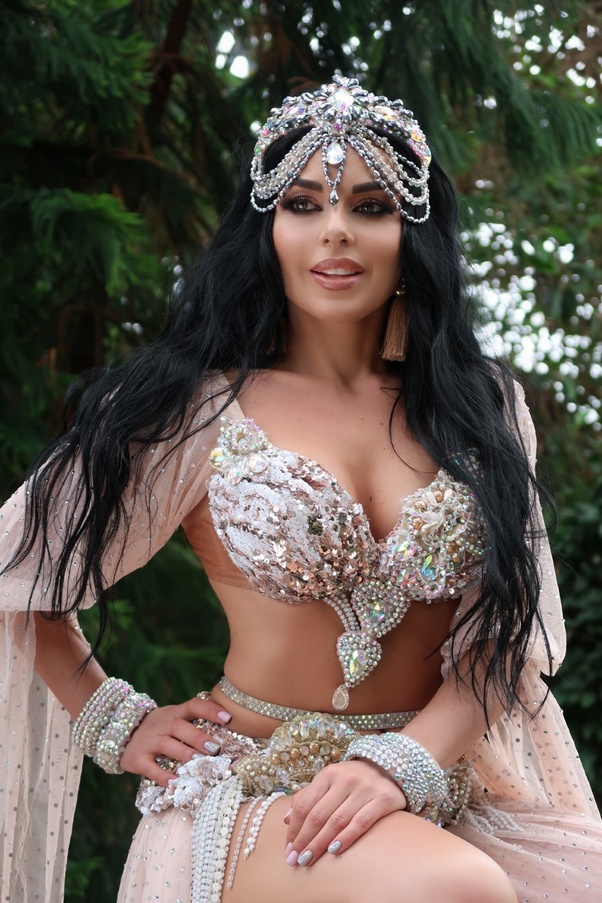 christina coover recommends Naked Arab Belly Dance