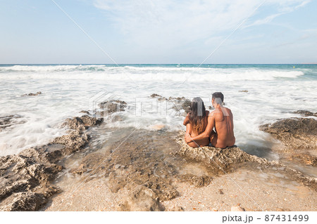 Naked Beach Couples Pics video sexo