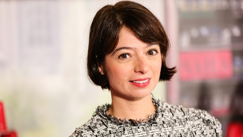 amanda cloyes recommends Kate Micucci Hot