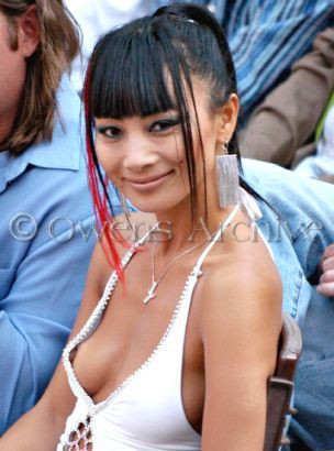 cyrus pat share bai ling nipples photos