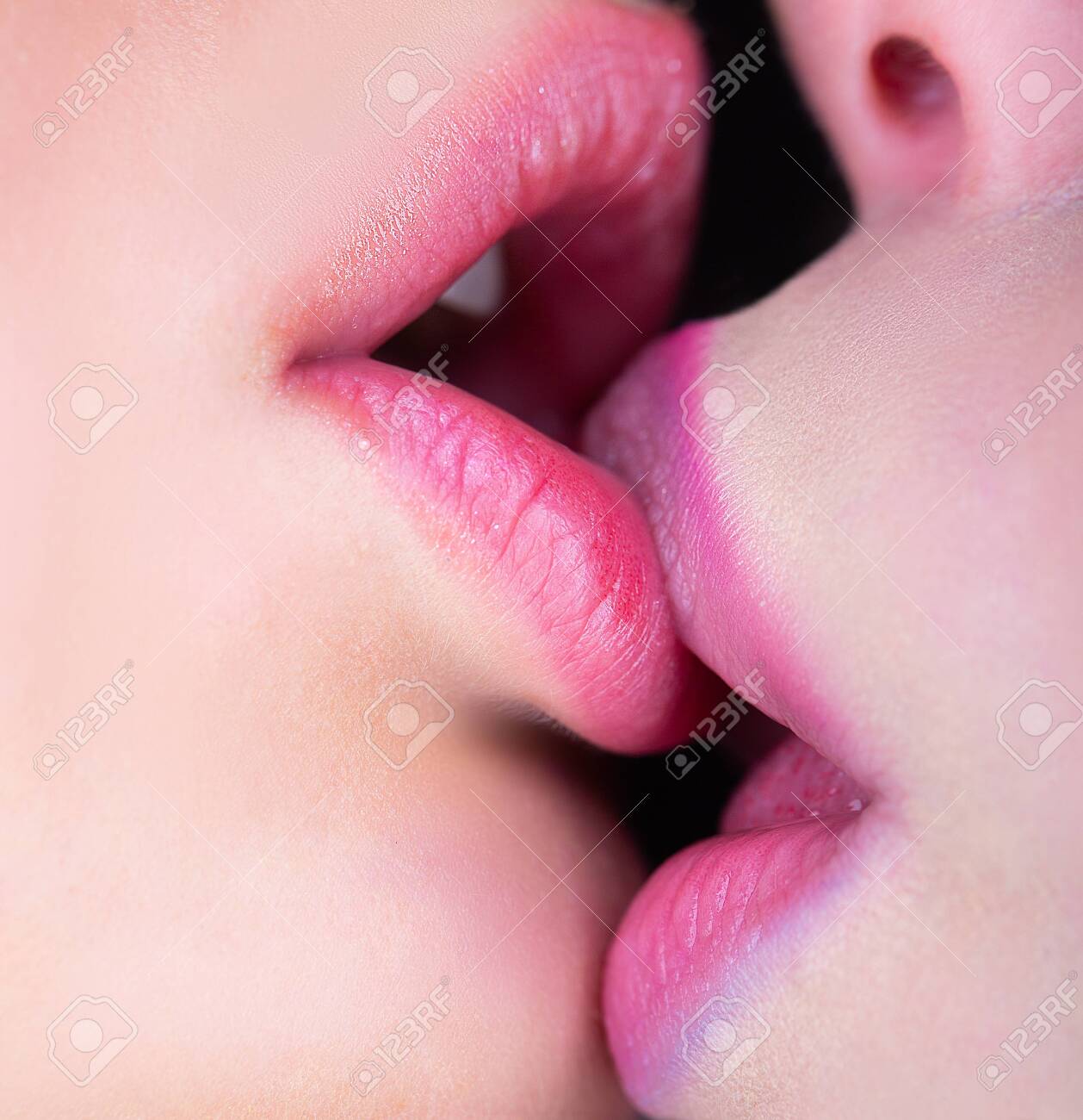 colt windham recommends hottest tongue kissing pic